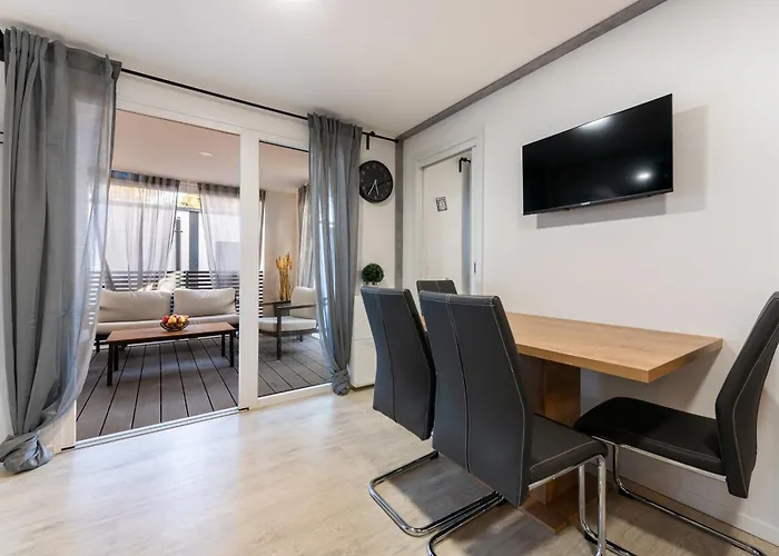 Luxury Mobile Home Himalaja, Oaza Mira, Drage