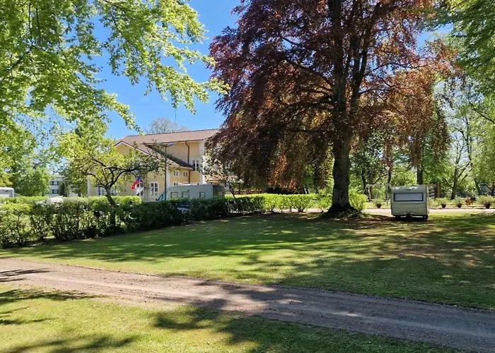 Charlottsborgs Camping Och Vandrarhem