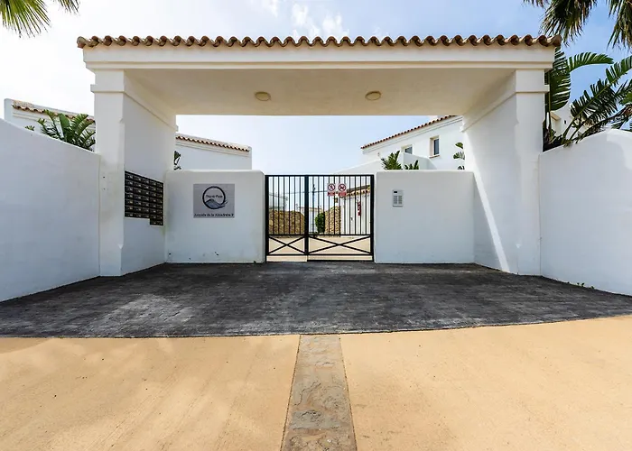 Casa A 500M Playa Atlanterra, Piscina Y Parking, 6Pax