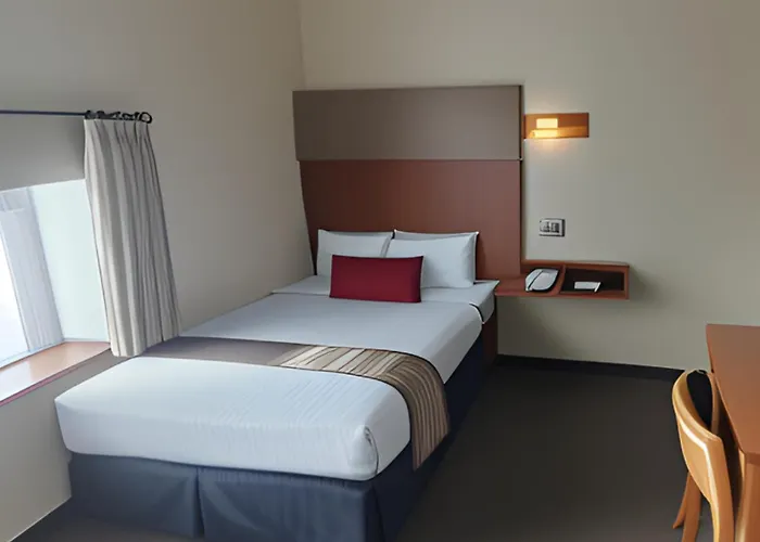 Golden Lion Hotel