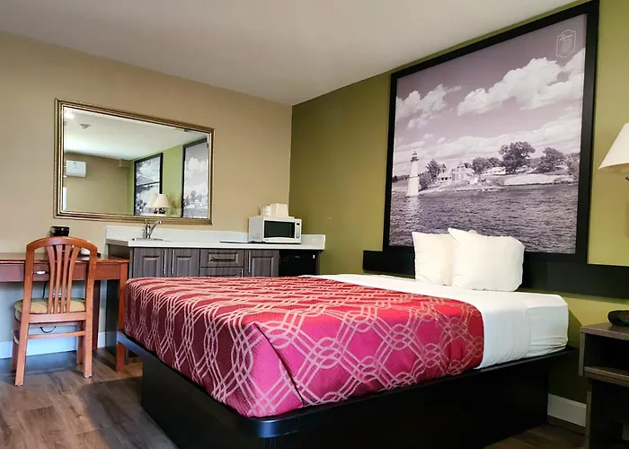 Super 8 By Wyndham Pembroke