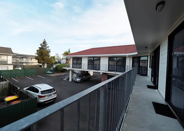 Ulster Lodge Motel