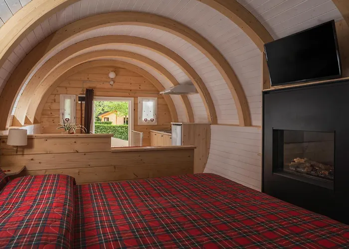Glamping Villaggio Parco Dei Castagni 4 Stelle