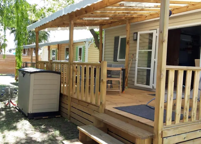 Mobilhome Neuf Et Spacieux 6/8 Pers.
