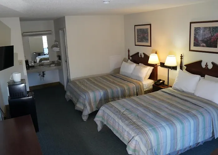 Skyline Lodge