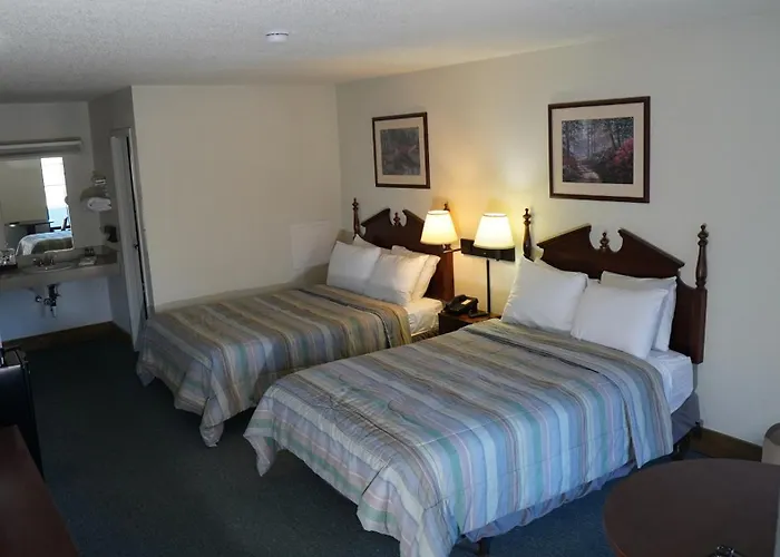 Skyline Lodge