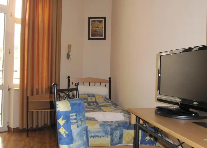 Central Family Hotel