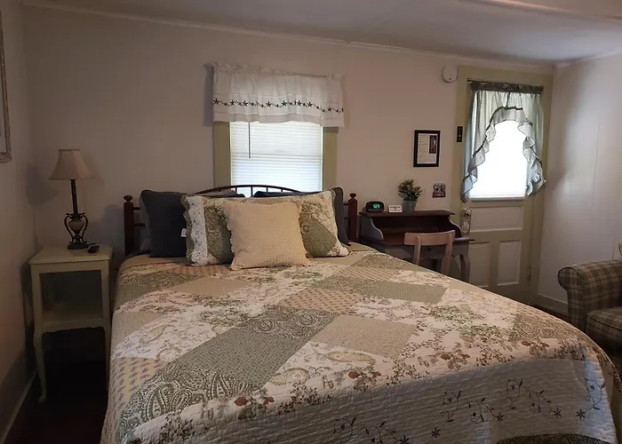 Serenity Motel