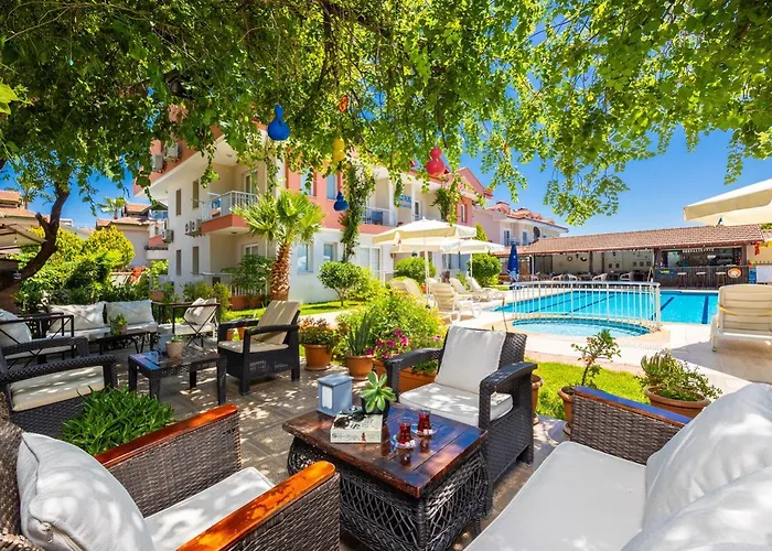 Safak Oasis Hotel