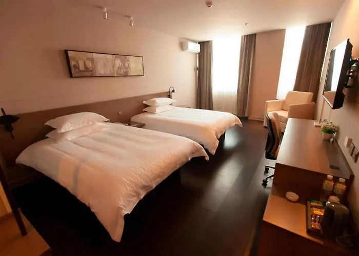 Jinjiang Inn Select Changchun Jiutai Minkang Road