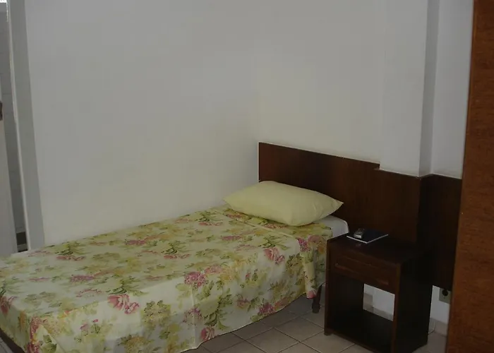 Delmus Hotel