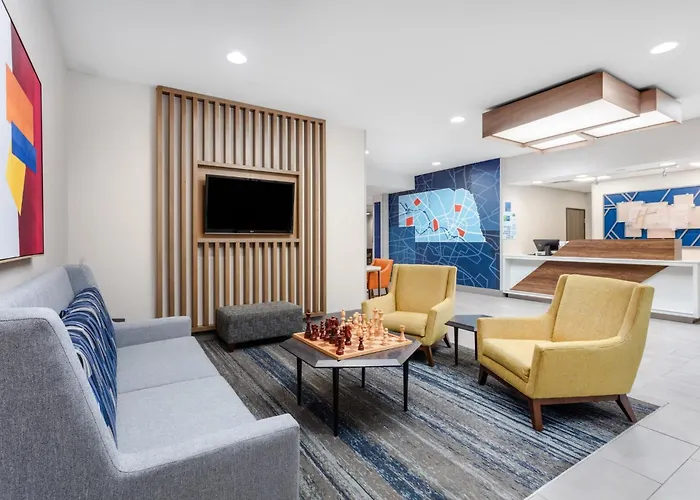 Holiday Inn Express Kearney By Ihg