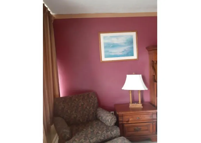 Holiday Lodge Virginia -Listing Partner