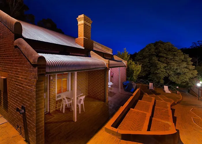 Mundaring Weir Hotel