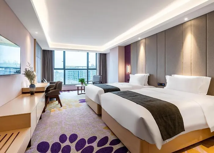 Lavande Hotel Zunyi Times Tianjie