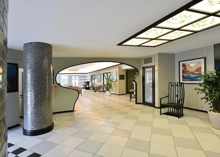 Hotel Sud Est By Fam Rossetti