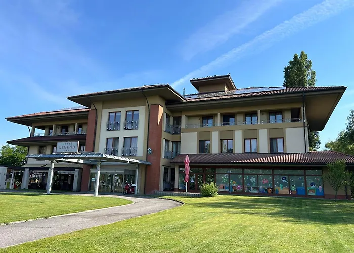 Hotel Legend