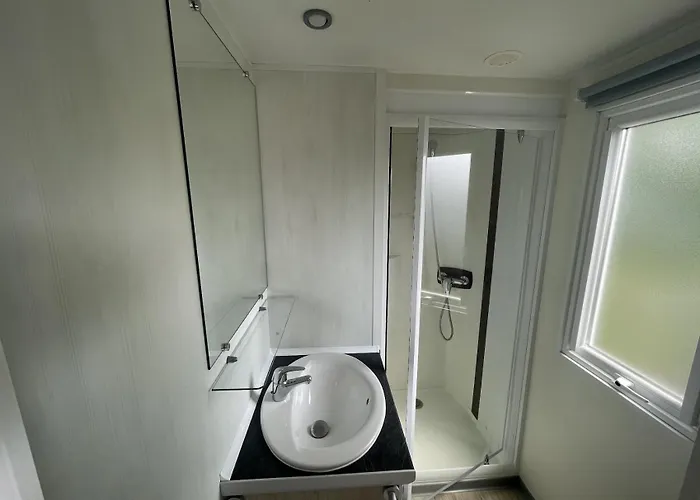 Mobil Home Xl 6 Personnes Camping 4 Etoiles La Pommeraie De L'Ocean