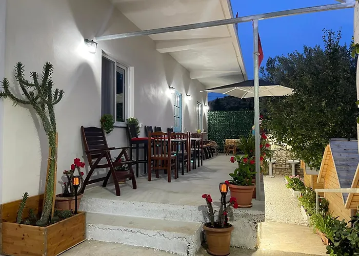 Camping Albania-Secret Village Den
