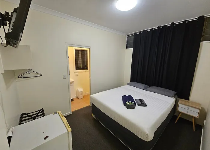 Clermont Hotel Motel