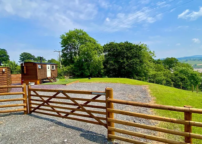 Shepherds Hut, Conwy Valley