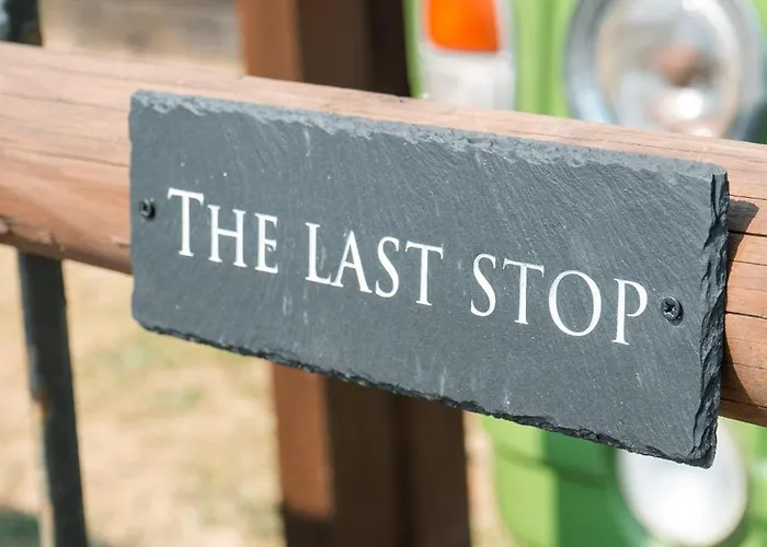 Swallowfield Glamping-The Last Stop
