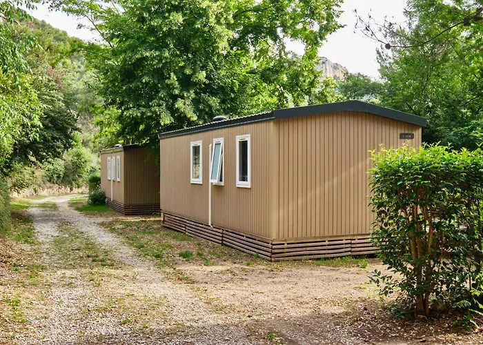 Camping De La Vallee Heureuse