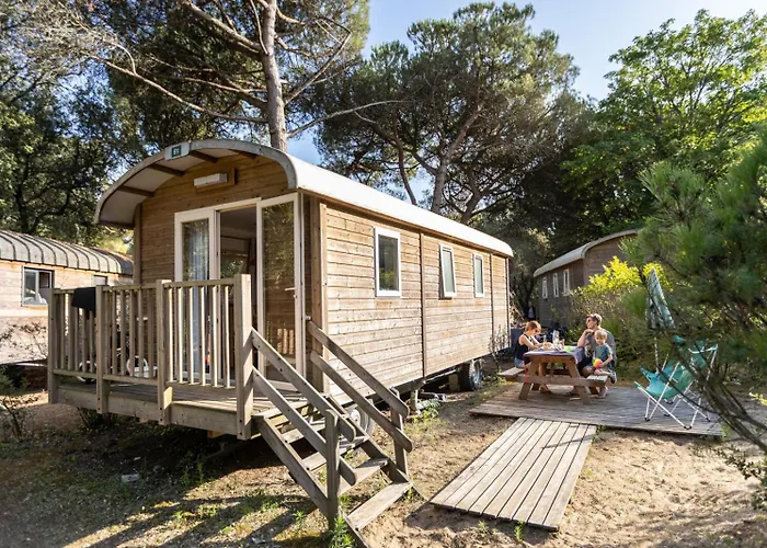 Huttopia Chardons Bleus Ile De Re