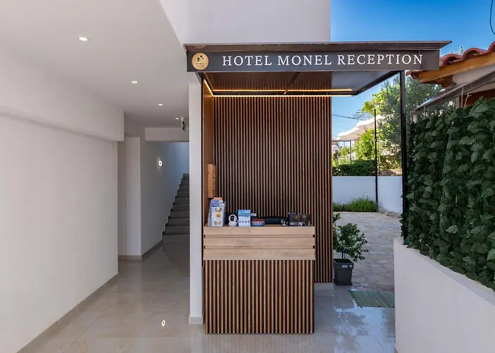 Hotel Monel