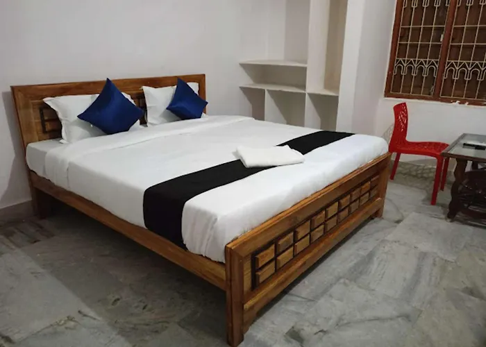 Goroomgo Hotel Shri Ganga Mount View Munsyari