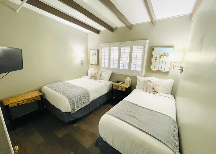Pleasant Inn