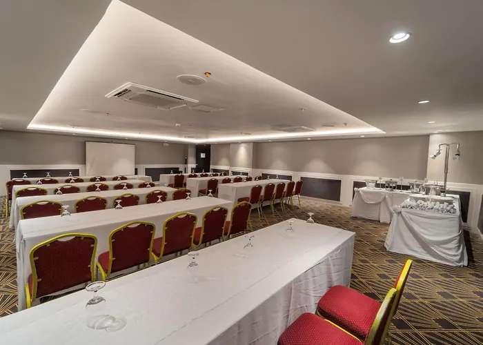 Metrocentre Hotel