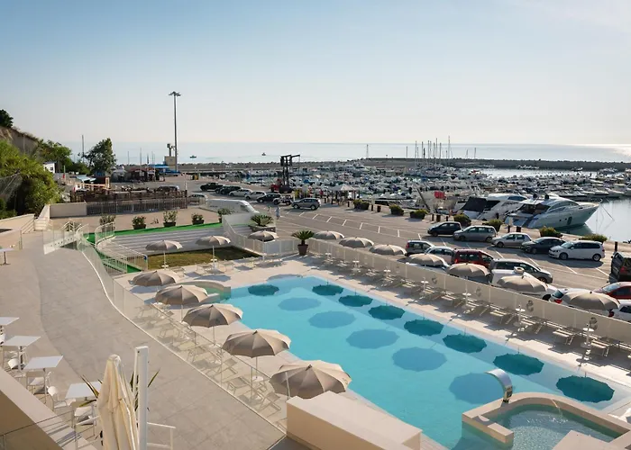 Hotel Scogliera