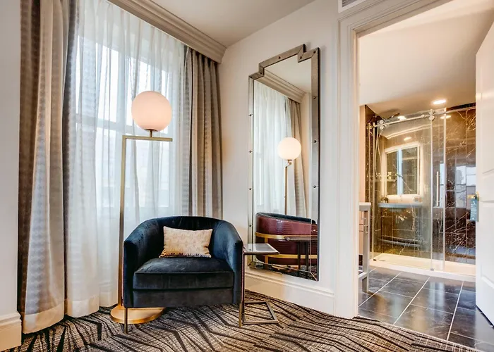 The Warrior Hotel, Autograph Collection