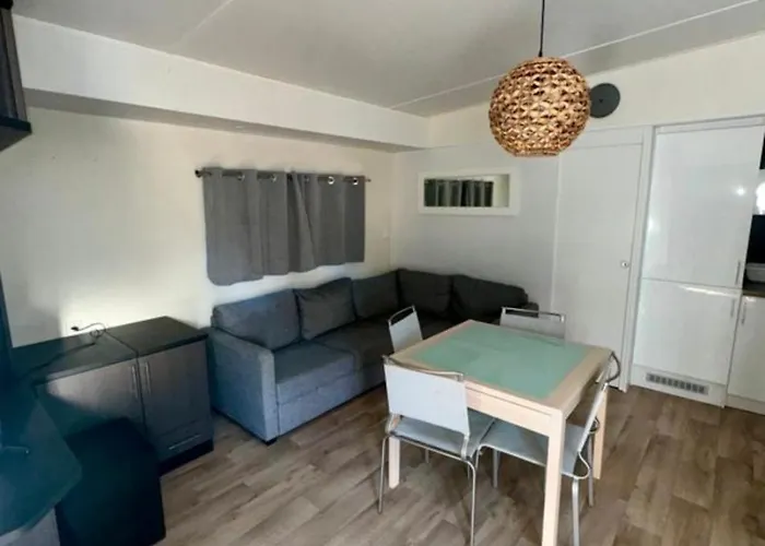 Mobilhome Moderne Avec Grande Terrasse, Pergola, Hudimesnil