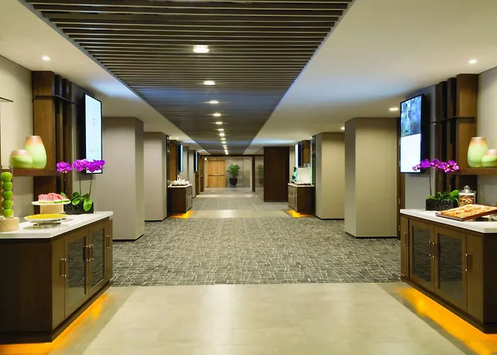 Hyatt House Shenzhen Airport