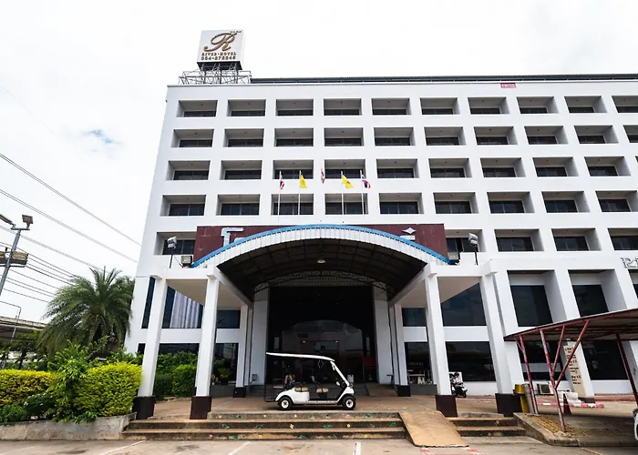 River Hotel The Budget