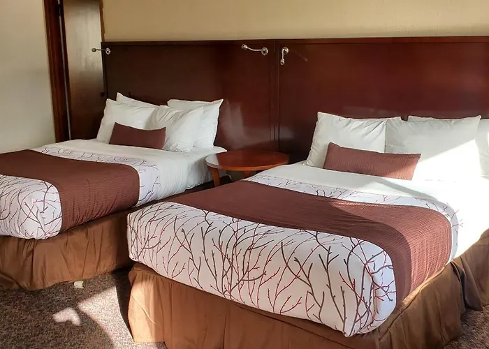 Olympic Inn & Suites