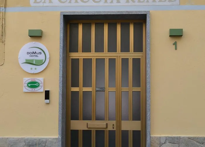 Domus Hotel