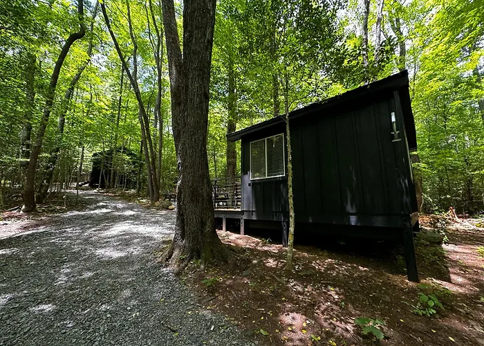 Family Glamping Cabin-Can'T Bear To Leave At Valley Bear Farms Resort