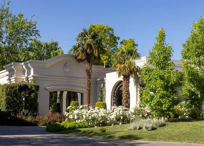 Sb Winemakers House And Spa Suites