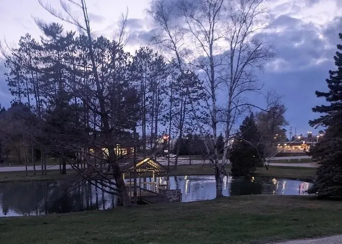 Tri Terrace Motel
