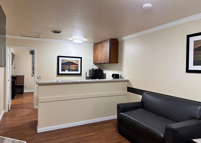 Beachwalker Inn Cayucos
