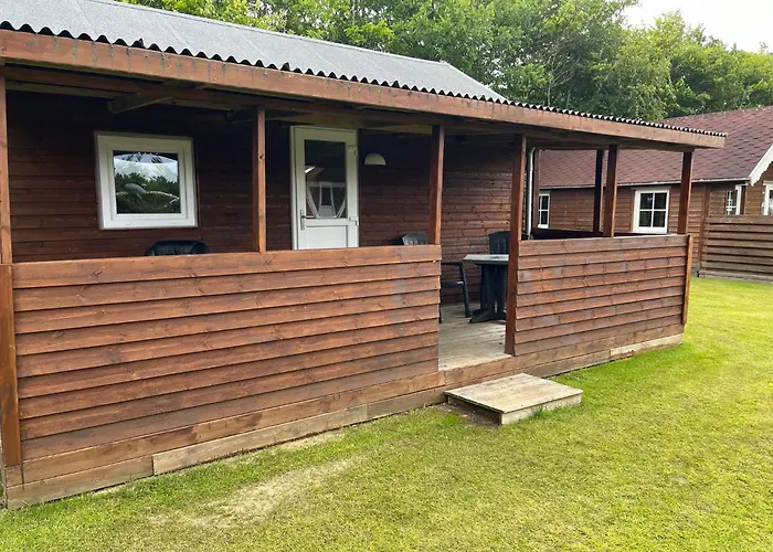 Holme A Camping & Cottages