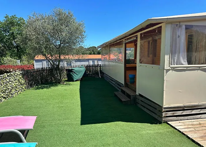 Camping Les Cigales - Tikayan
