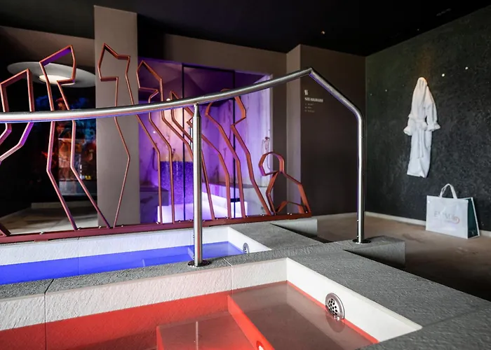 Hotel Emmy - Five Elements