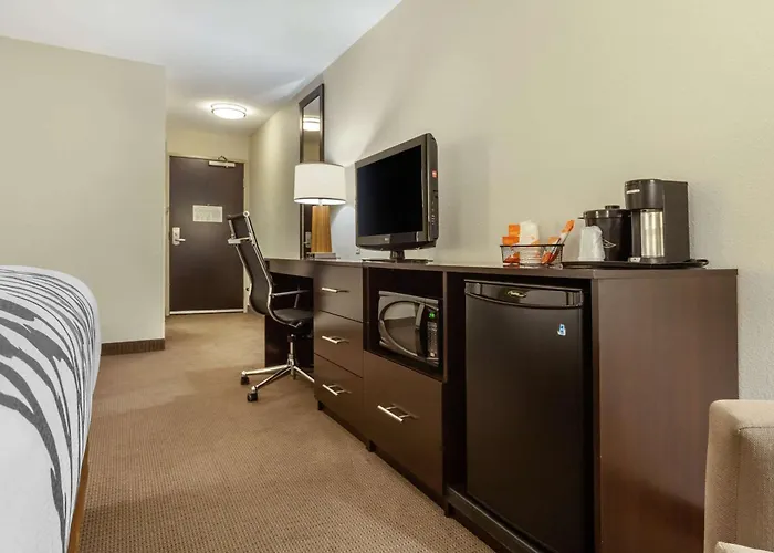 Sleep Inn & Suites Fargo Medical Center