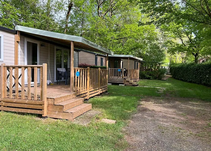 Camping De Collonges-La-Rouge