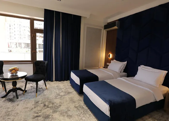 Friday Old City Hotel