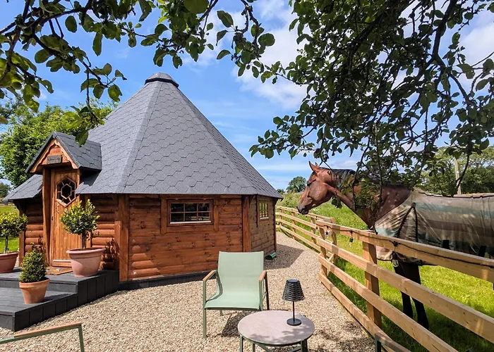 Apple Blossom Glamping